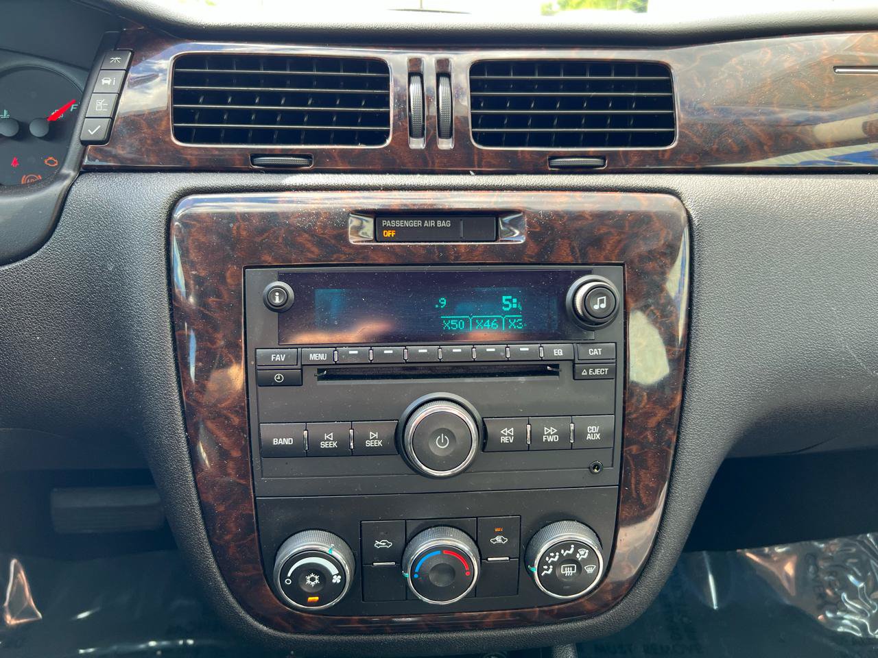 Used 2013 Chevrolet Impala LS FWD image 18