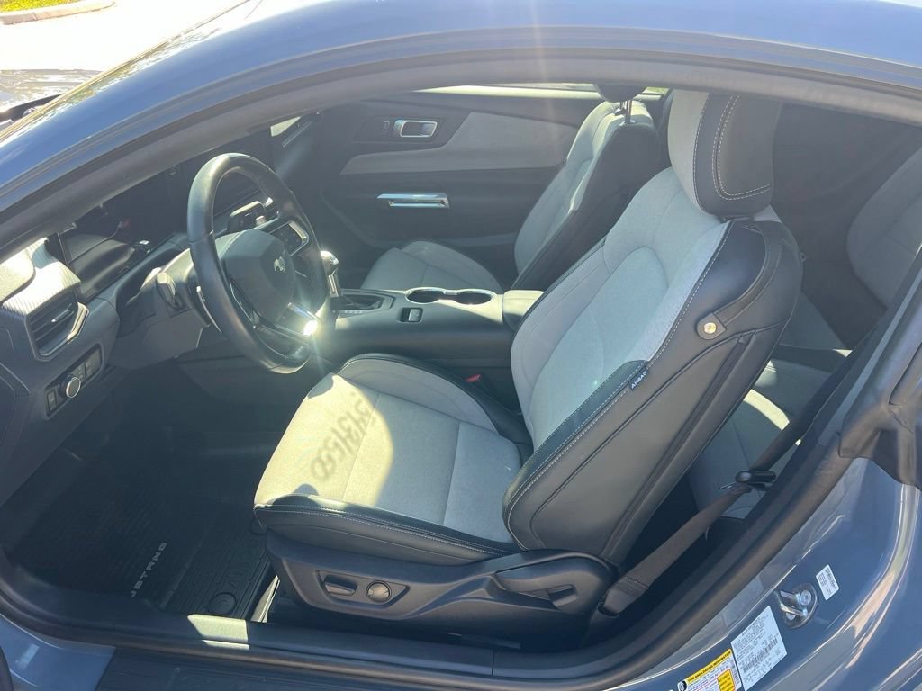 Used 2024 Ford Mustang GT RWD image 19