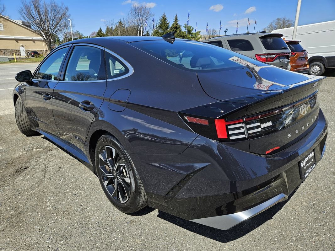 Used 2025 Hyundai Sonata SEL image 3