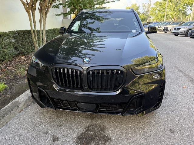 New 2026 BMW X5 xDrive40i w/ M Sport Package AWD/4WD image 2