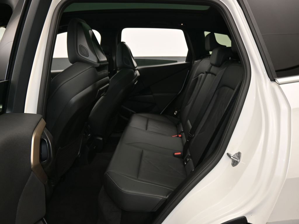 Used 2025 BMW X3 xDrive30i AWD/4WD image 36