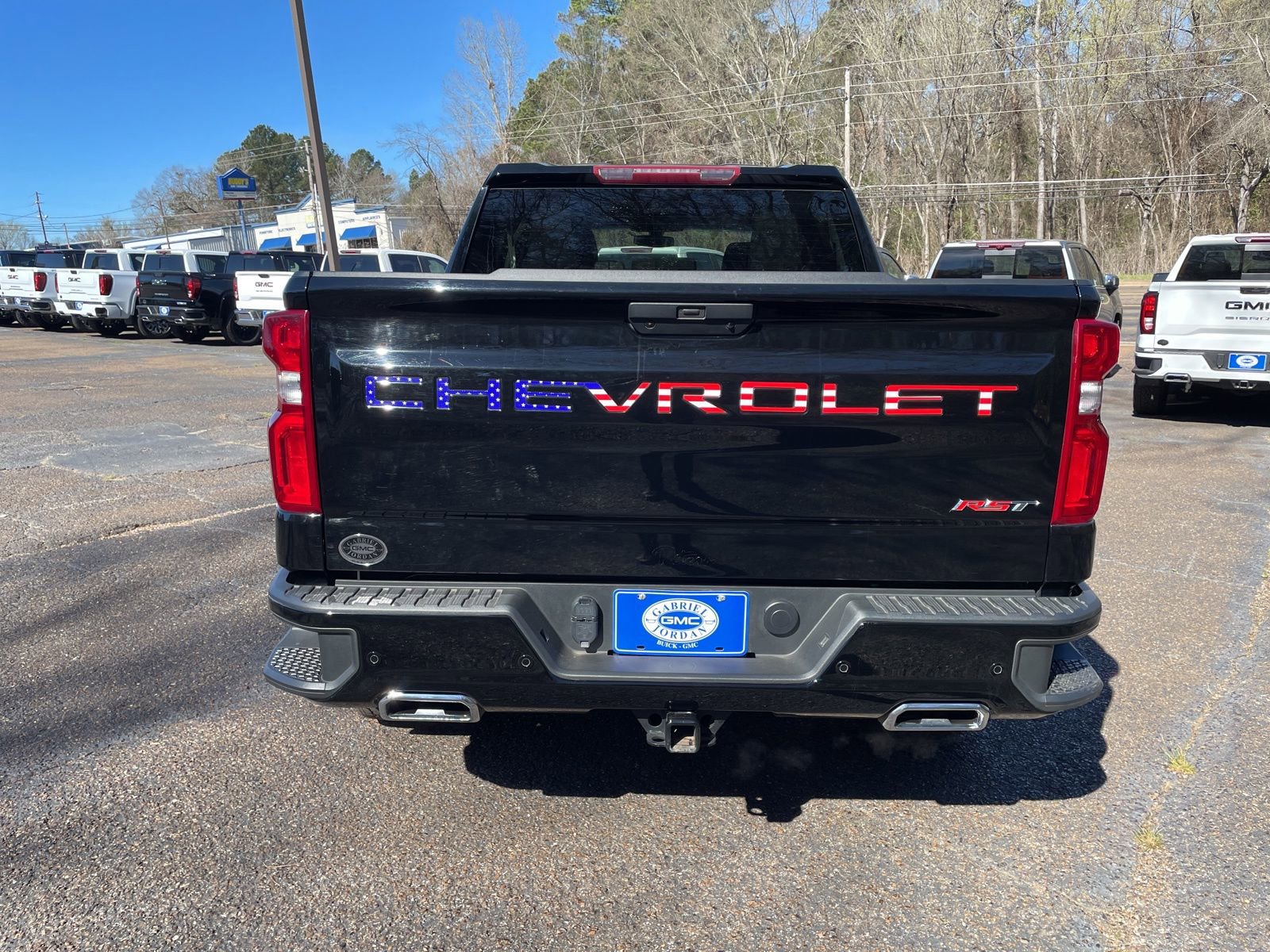 Used 2022 Chevrolet Silverado 1500 RST w/ Safety Package image 4