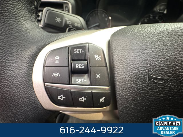 Used 2020 Ford Explorer XLT w/ Equipment Group 202A AWD/4WD image 18