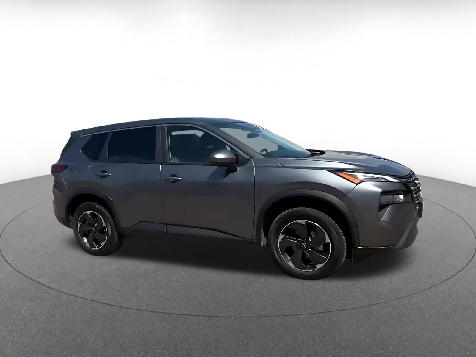 Used 2025 Nissan Rogue SV FWD video 2