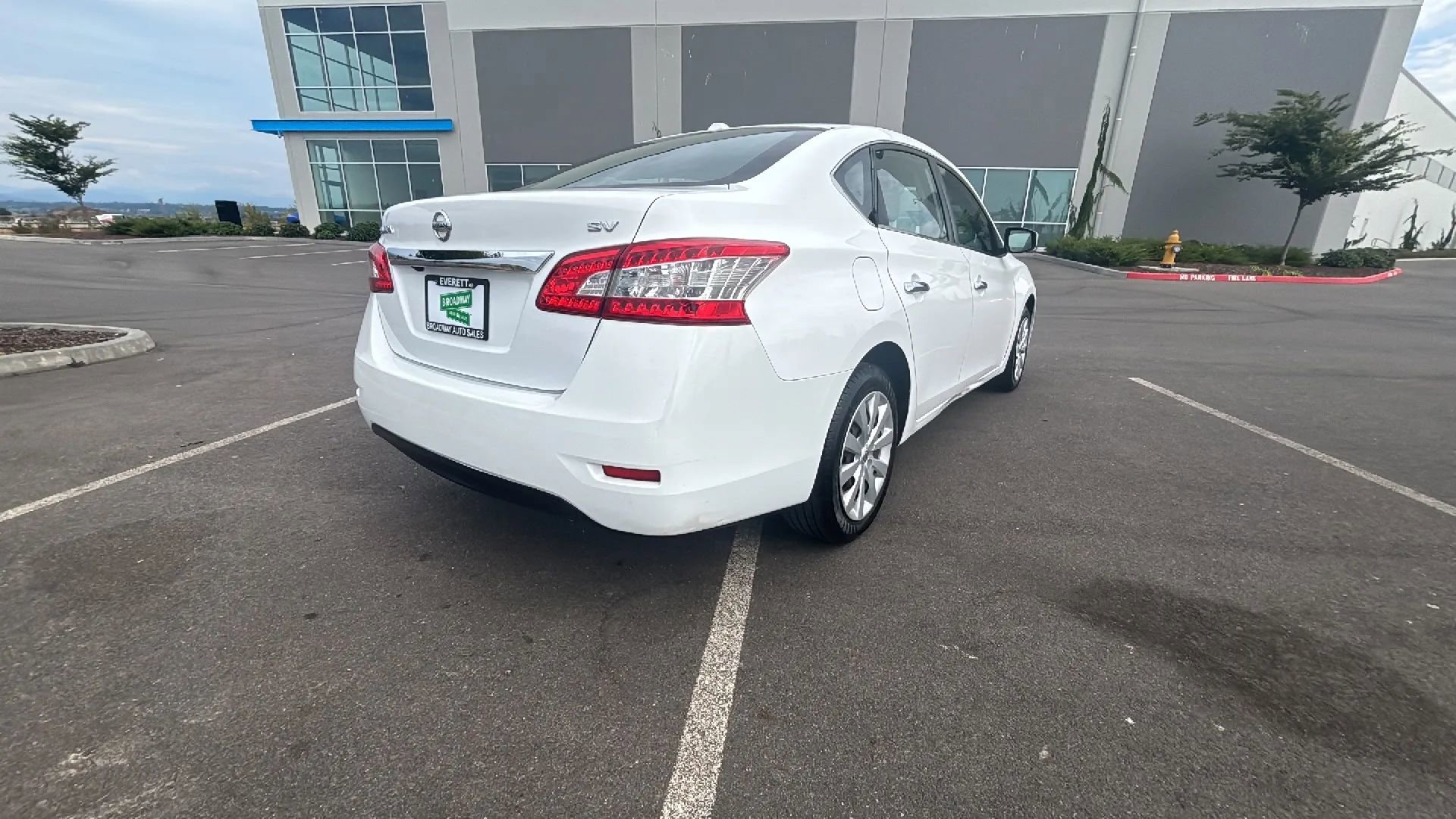 Used 2015 Nissan Sentra SV image 5