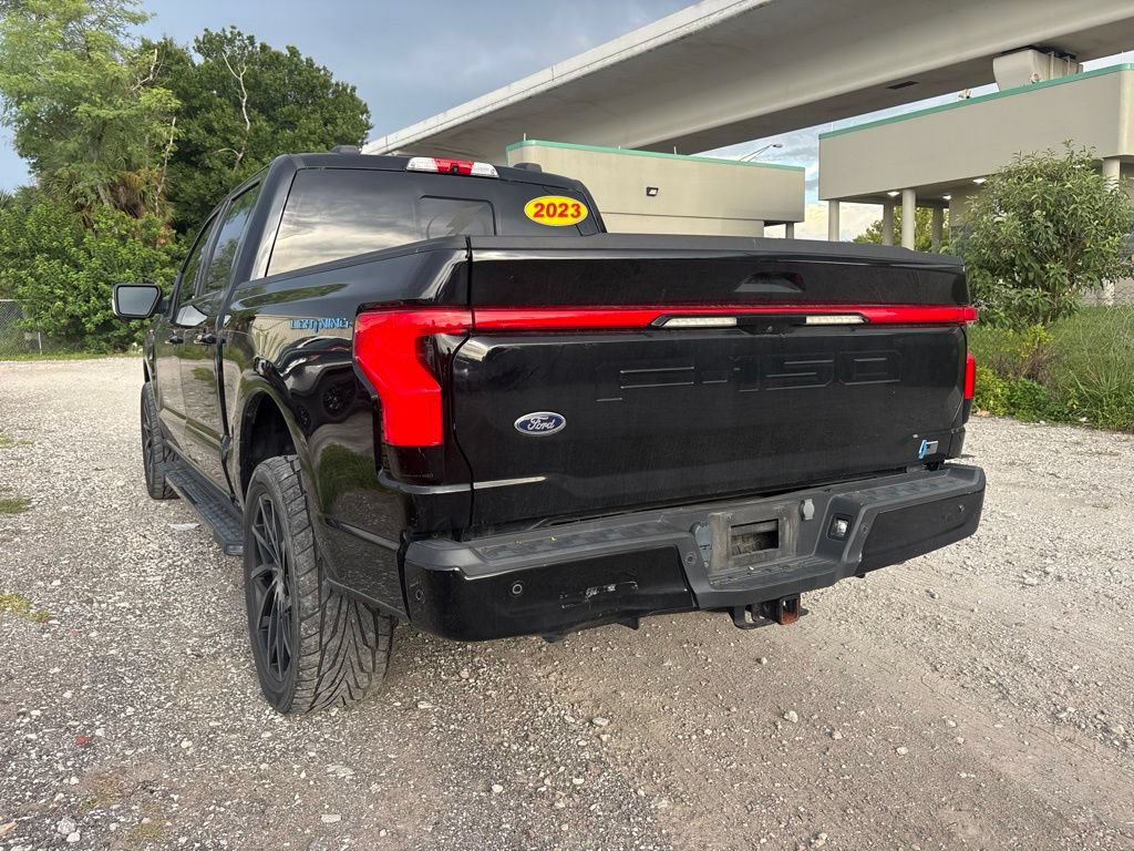 Used 2023 Ford F150 Lightning Lariat AWD/4WD image 5
