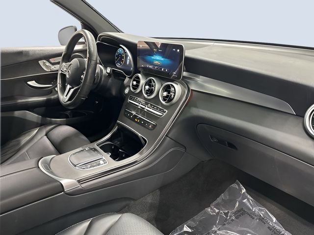 Used 2021 Mercedes-Benz GLC 300 4MATIC image 12