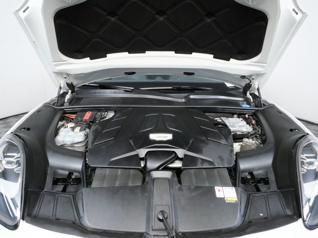 Certified 2023 Porsche Cayenne Coupe image 33