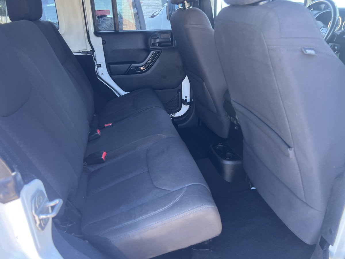 Used 2013 Jeep Wrangler Unlimited Sport image 17