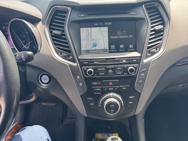 Used 2017 Hyundai Santa Fe Sport FWD image 4