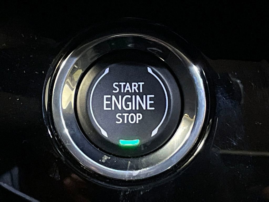 Used 2025 Buick Envision Sport Touring image 27