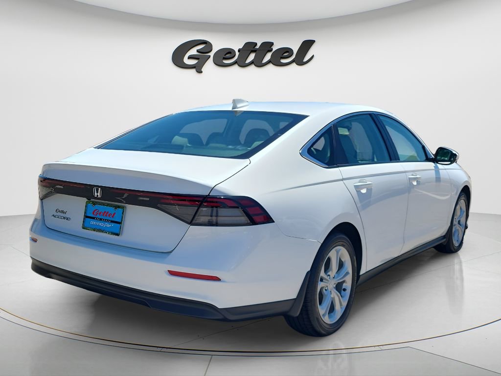 Used 2023 Honda Accord LX image 5
