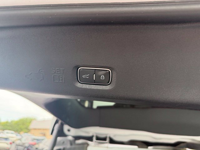 Used 2025 Ford Expedition Max Platinum w/ Stealth Appearance Package AWD/4WD image 14