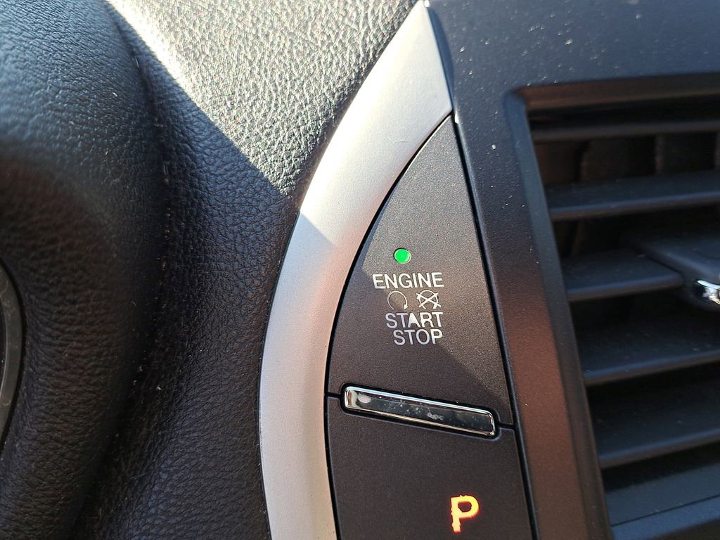 Used 2017 Lincoln MKC Reserve image 27