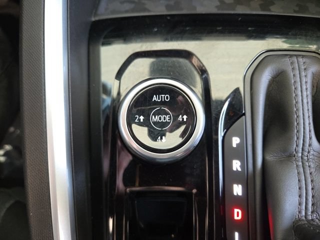 Used 2024 Chevrolet Colorado Trail Boss w/ Technology Package AWD/4WD image 9