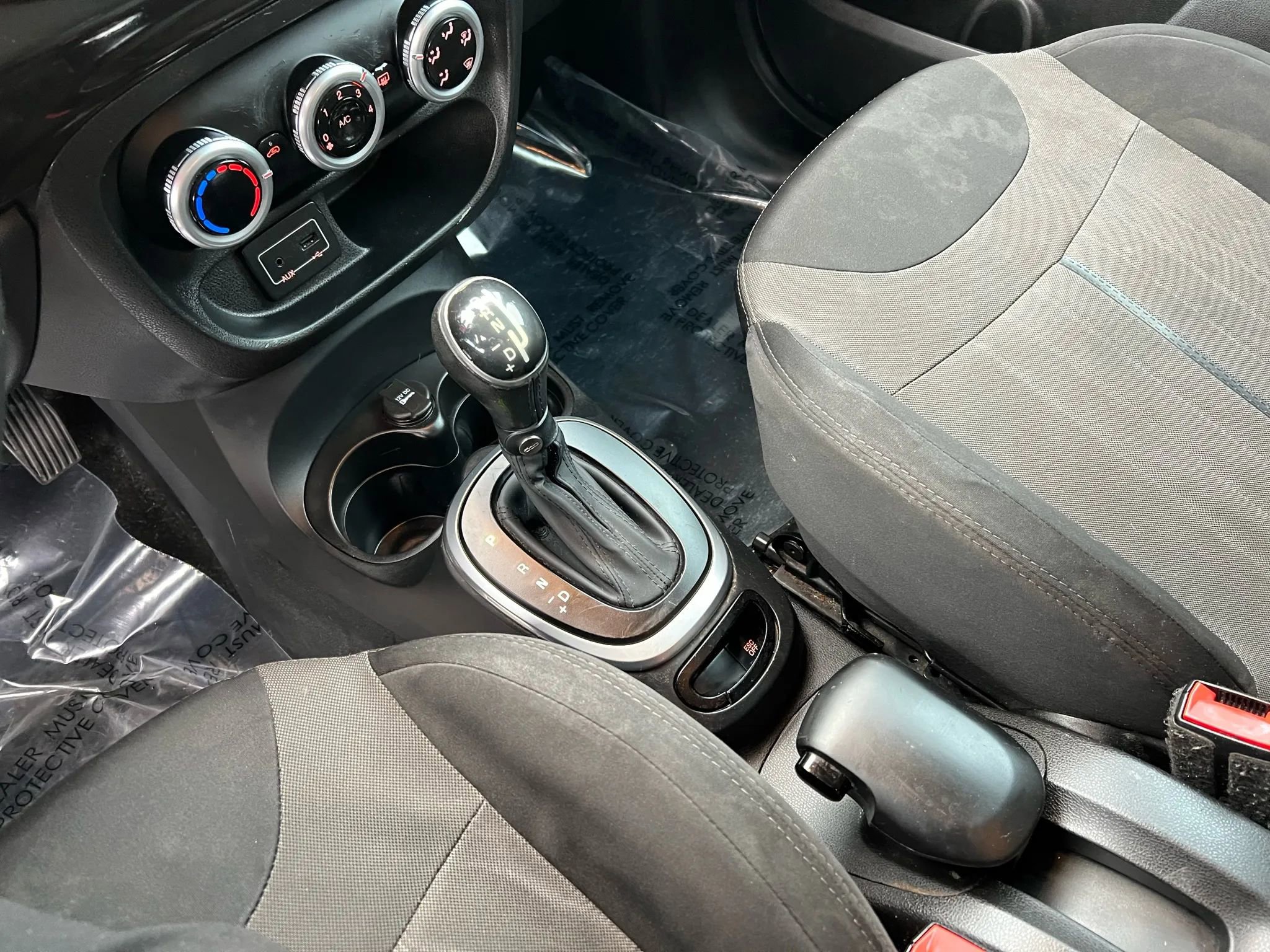 Used 2015 FIAT 500L Trekking image 14