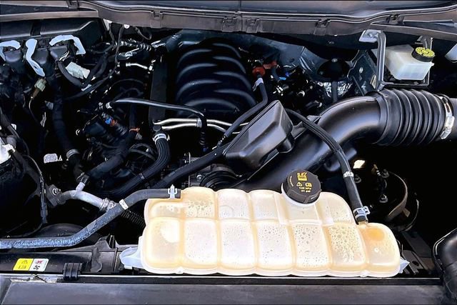 Used 2022 Ford F150 Lariat w/ Equipment Group 502A High image 7