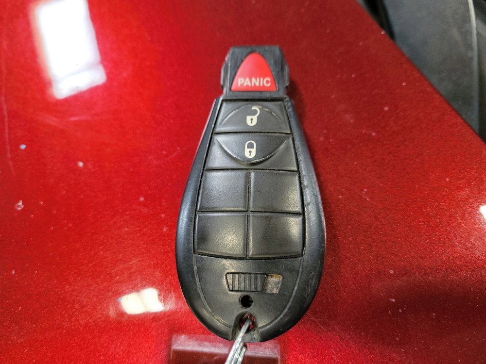 Used 2018 Dodge Grand Caravan SE image 32