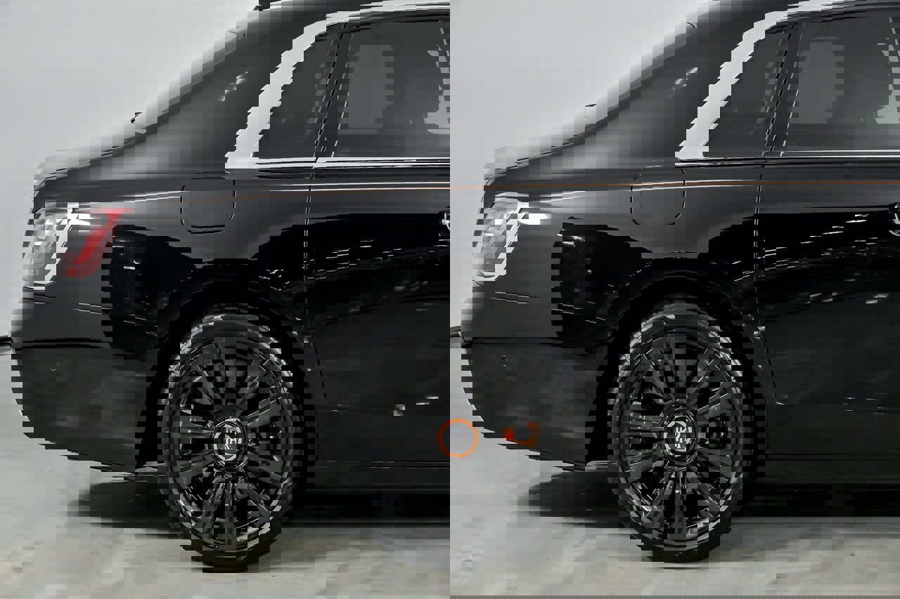 Used 2022 Rolls-Royce Ghost image 13