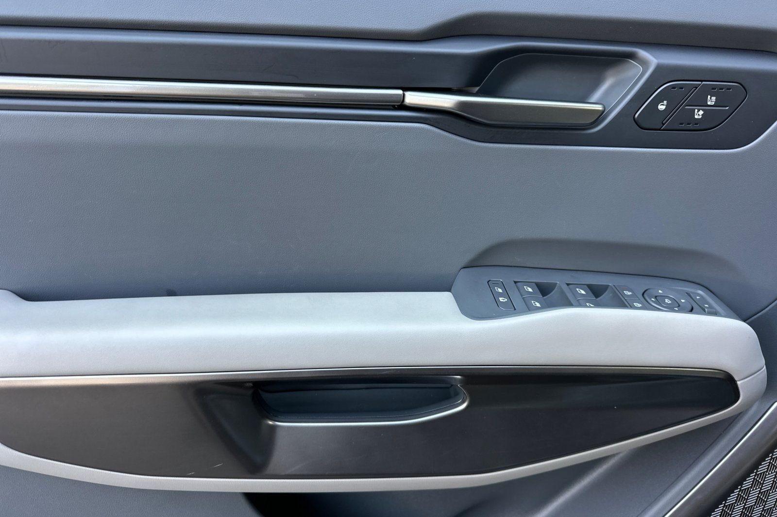 Certified 2024 Kia EV9 Wind AWD/4WD image 11
