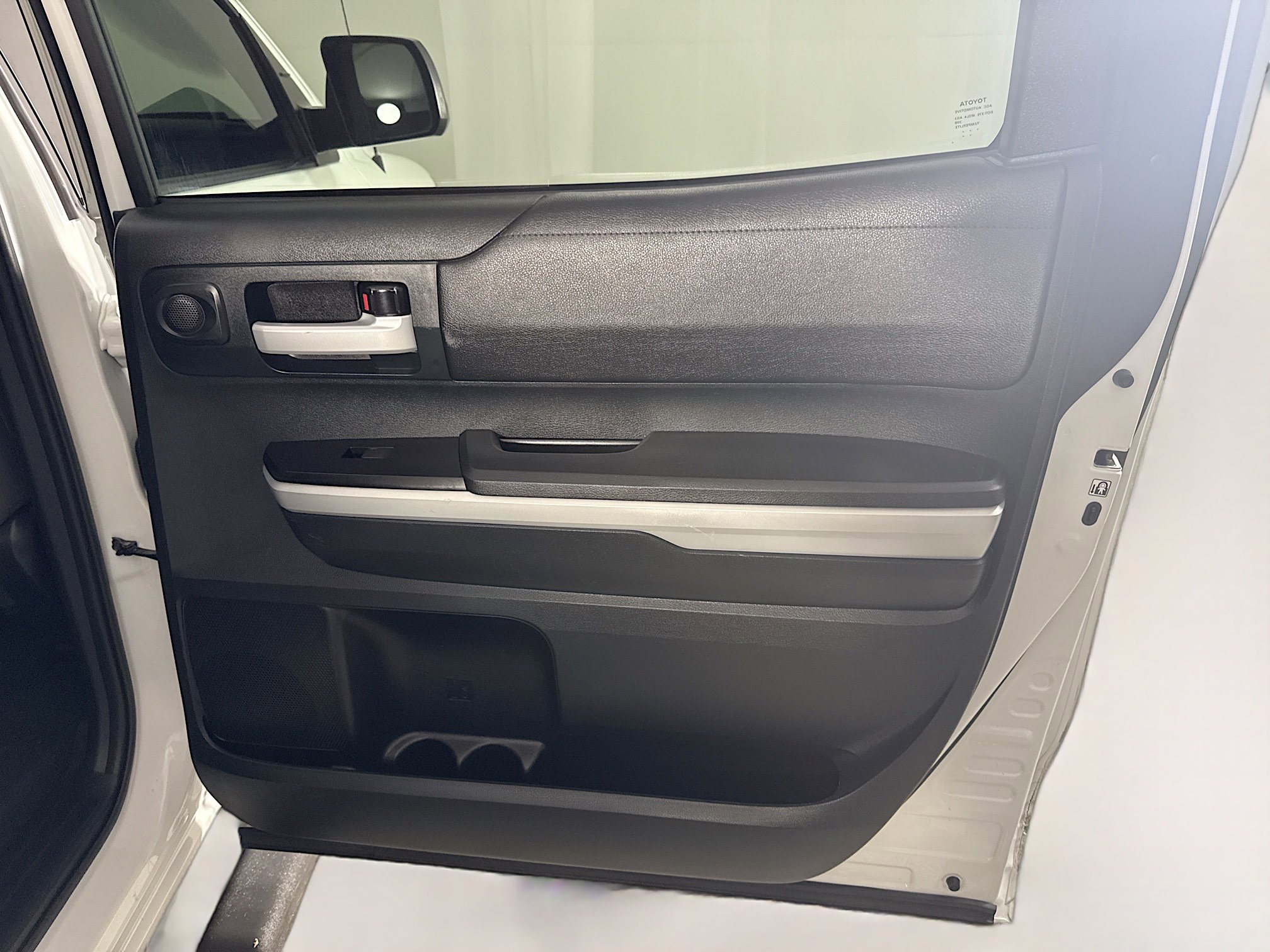 Used 2018 Toyota Tundra SR5 image 27