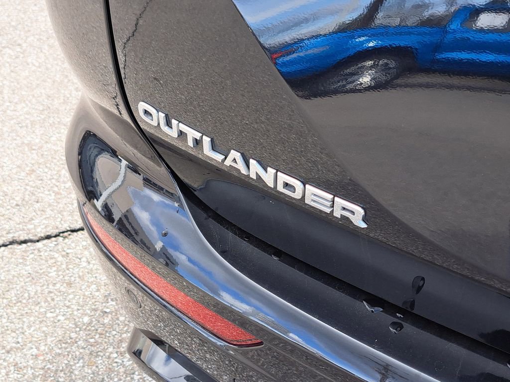 Used 2024 Mitsubishi Outlander SE image 7