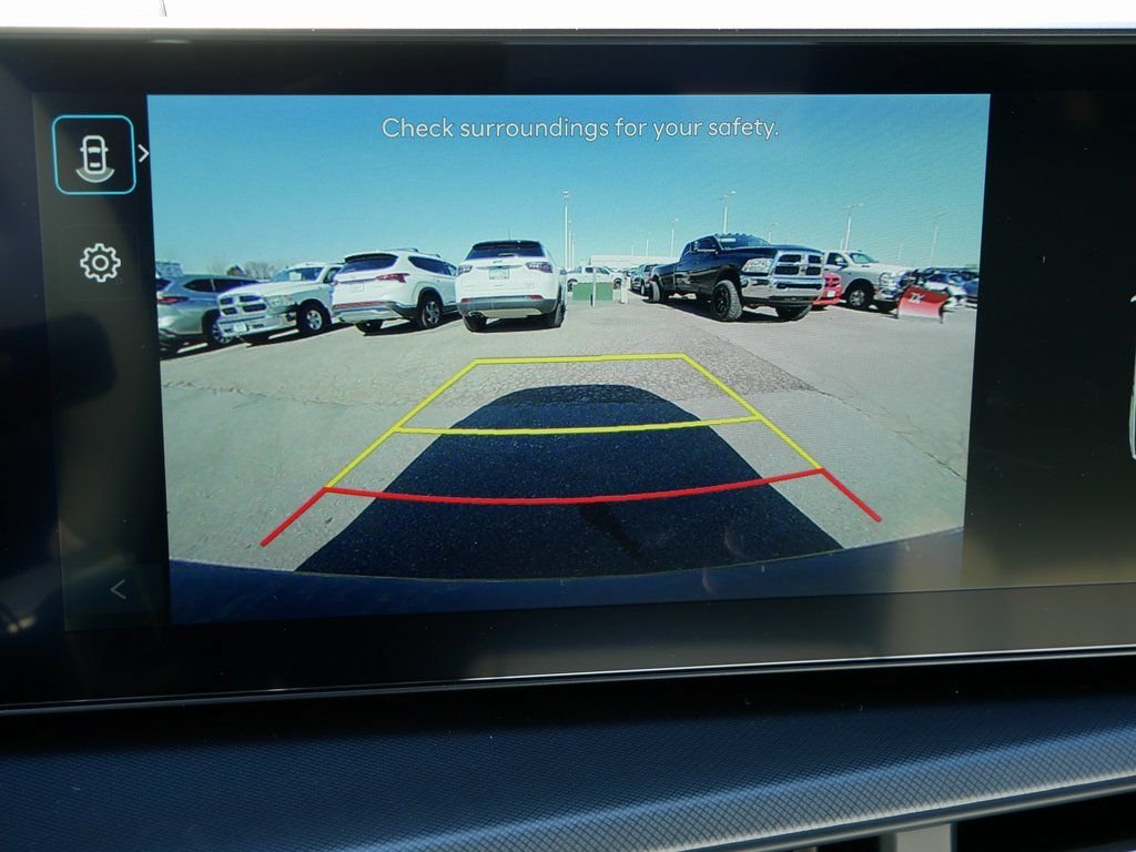 Certified 2025 Hyundai Santa Fe SEL AWD/4WD image 18