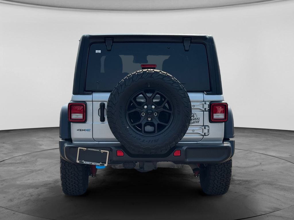 Used 2024 Jeep Wrangler Unlimited AWD/4WD image 9