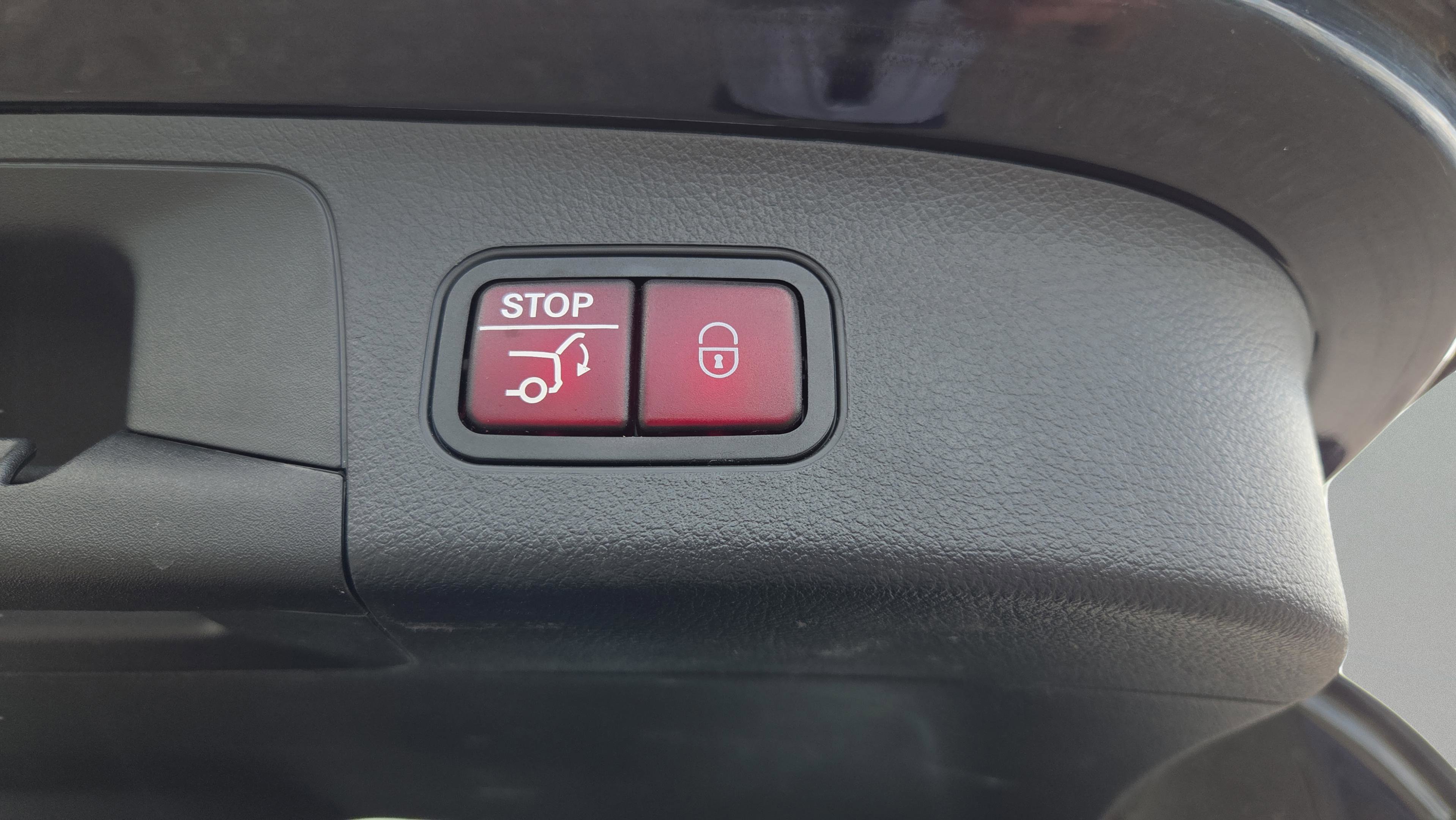 Used 2025 Mercedes-Benz GLA 250 4MATIC image 10