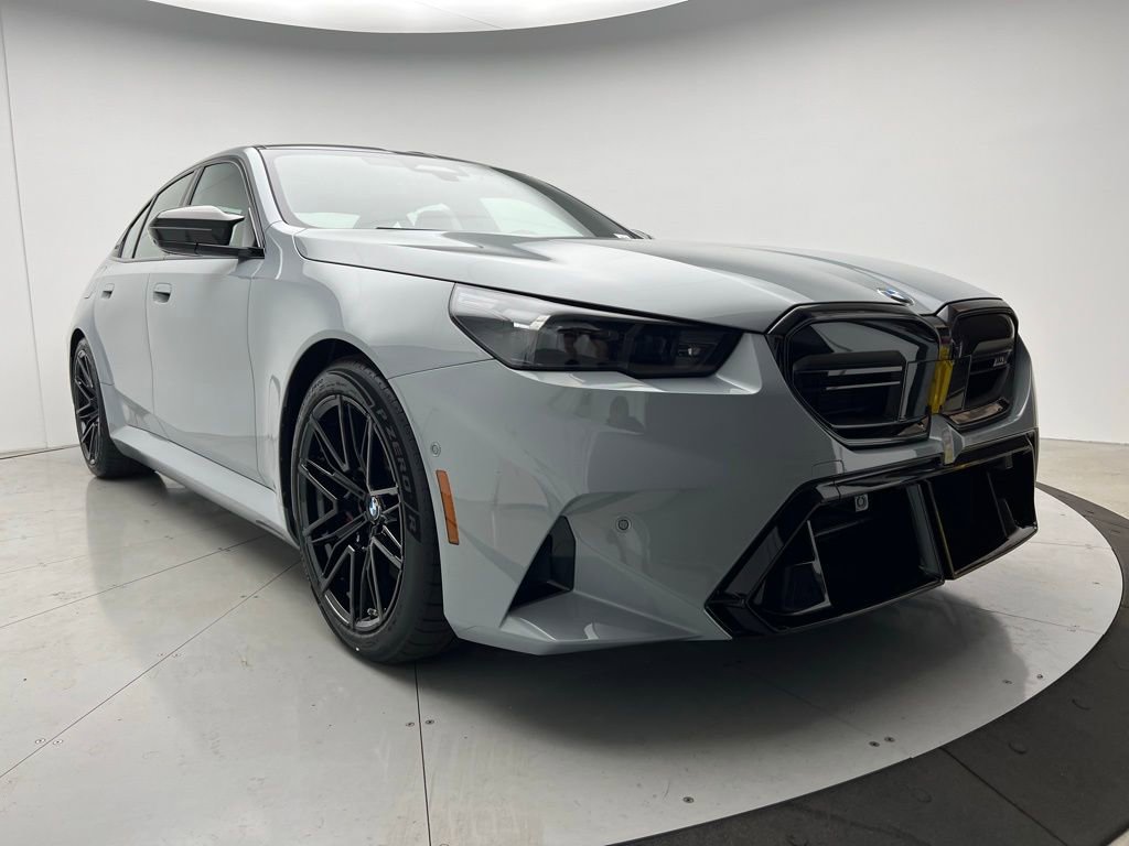 New 2026 BMW M5 w/ Carbon Package image 2