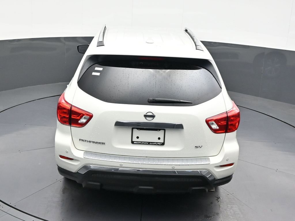 Used 2020 Nissan Pathfinder SV image 18