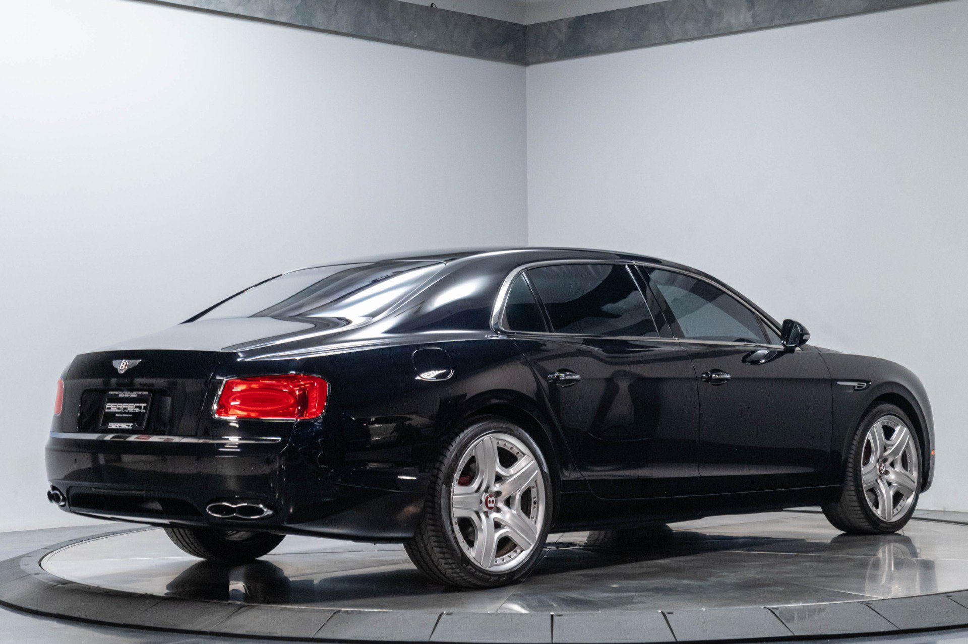 Used 2015 Bentley Flying Spur V8 AWD/4WD image 22