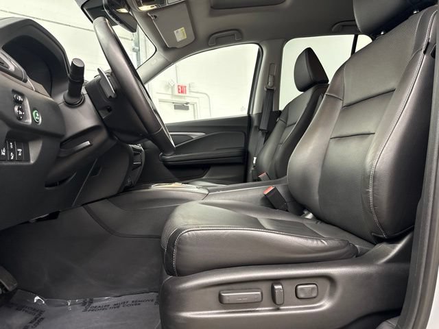 Certified 2023 Honda Ridgeline RTL image 16