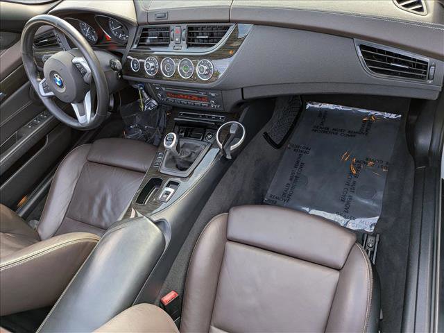 Used 2014 BMW Z4 sDrive28i image 17