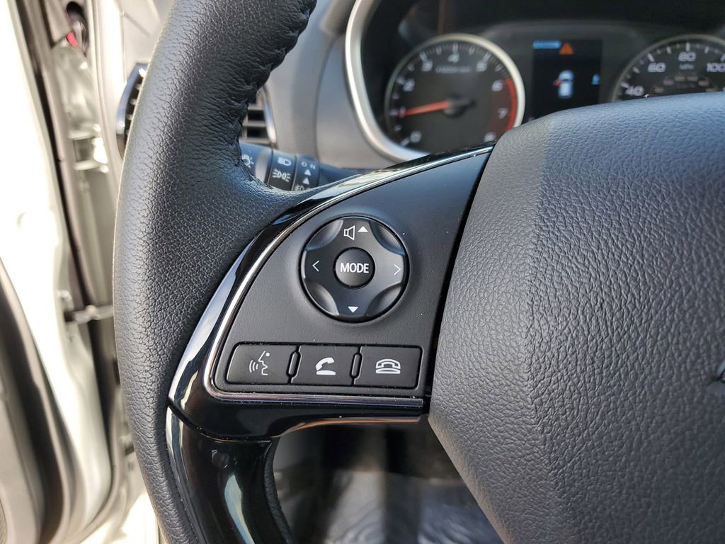 Used 2025 Mitsubishi Eclipse Cross SE image 21