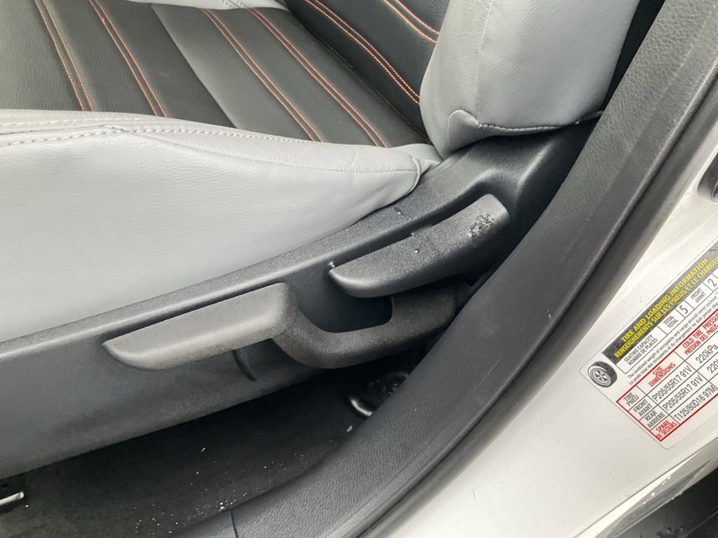 Used 2023 Nissan Kicks SR w/ SR Premium Package image 16