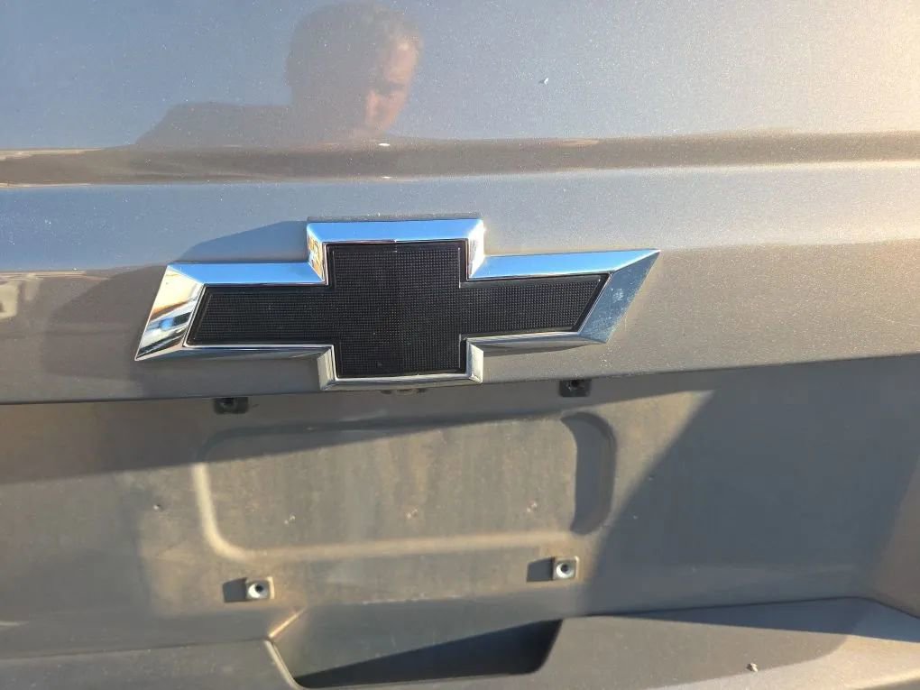 Used 2017 Chevrolet Suburban LS w/ Enhanced Driver Alert Package image 27