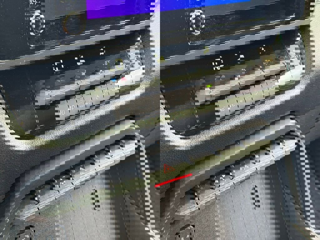 Used 2024 Toyota Tundra SR image 30