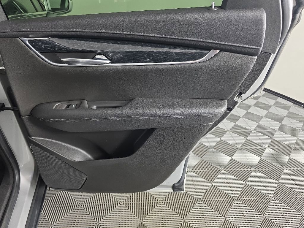 Used 2020 Cadillac XT5 Premium Luxury AWD/4WD image 34