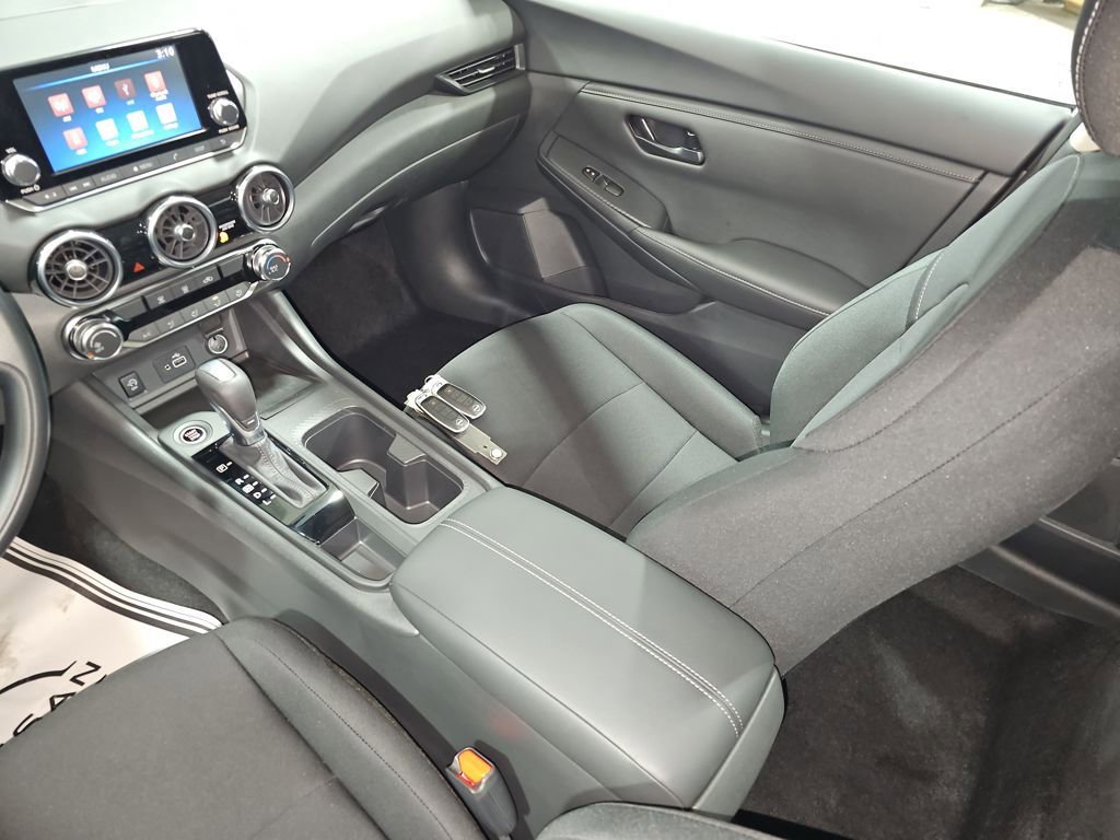 Used 2025 Nissan Sentra S image 27