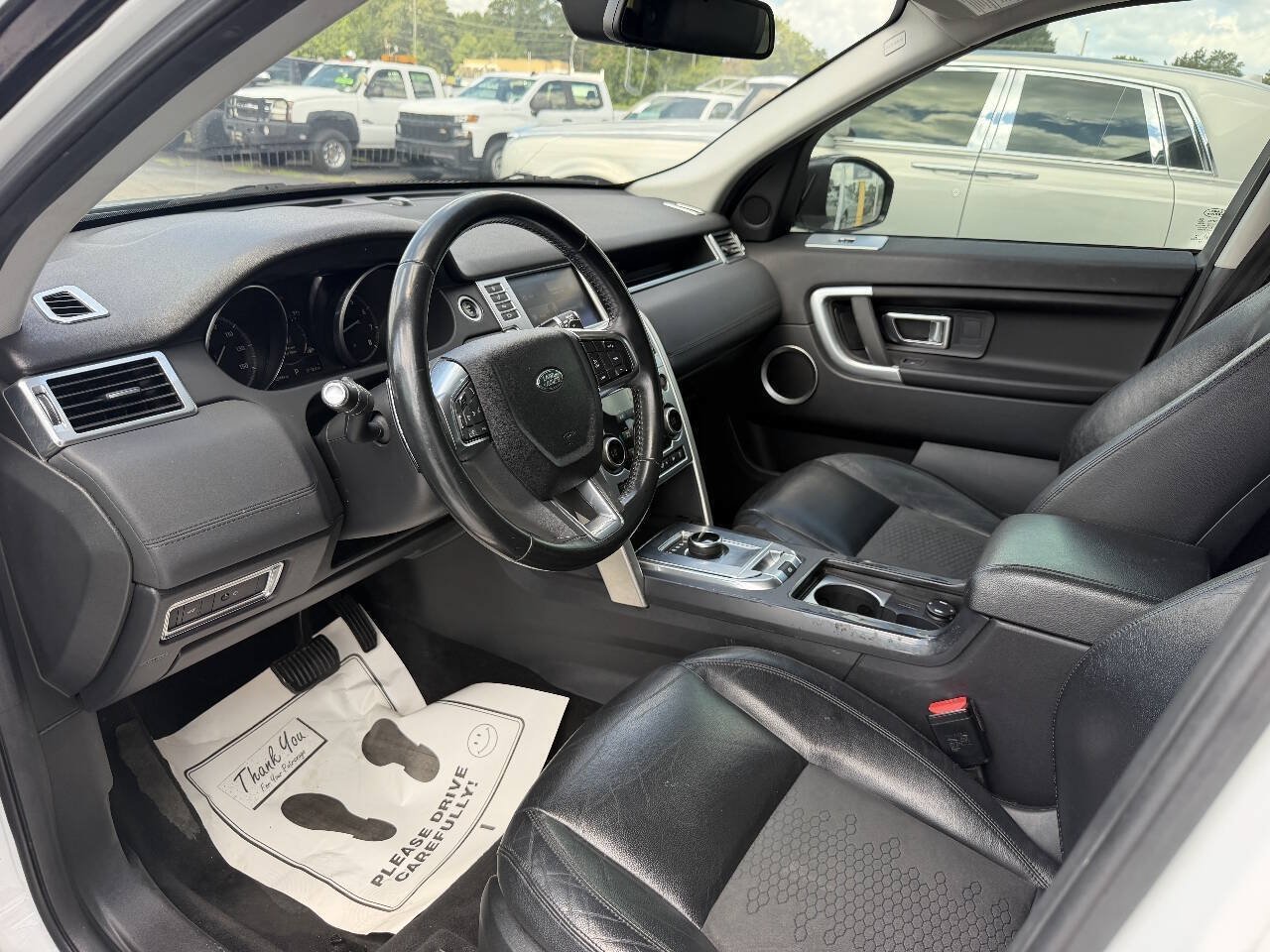 Used 2017 Land Rover Discovery Sport SE AWD/4WD image 9