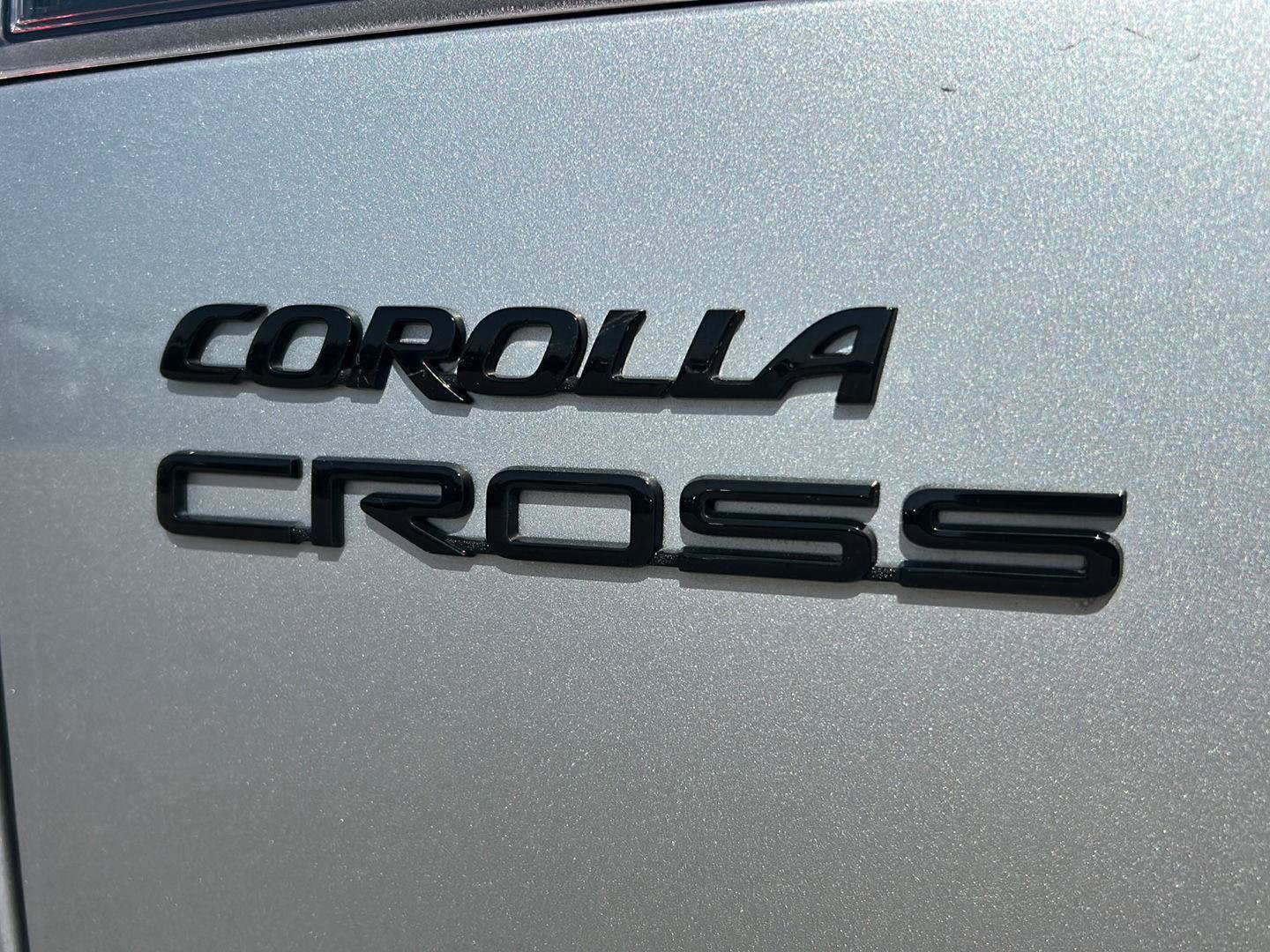 Used 2024 Toyota Corolla Cross AWD Hybrid w/ Convenience Package image 31