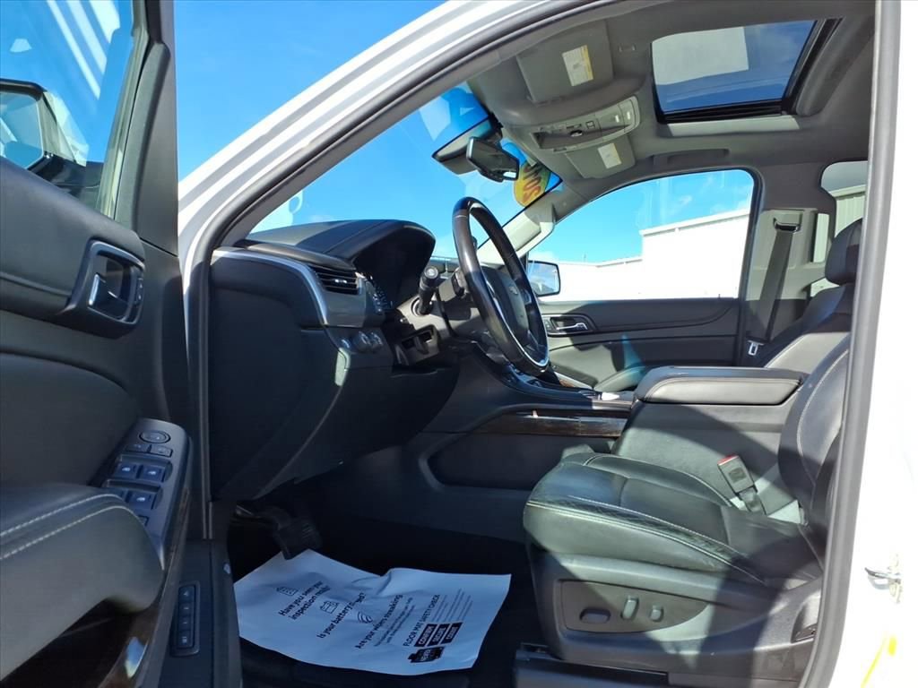 Used 2018 Chevrolet Suburban LT image 15