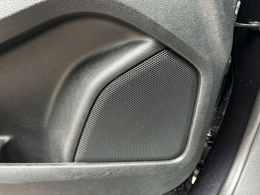 Used 2024 Ford Edge Titanium image 30