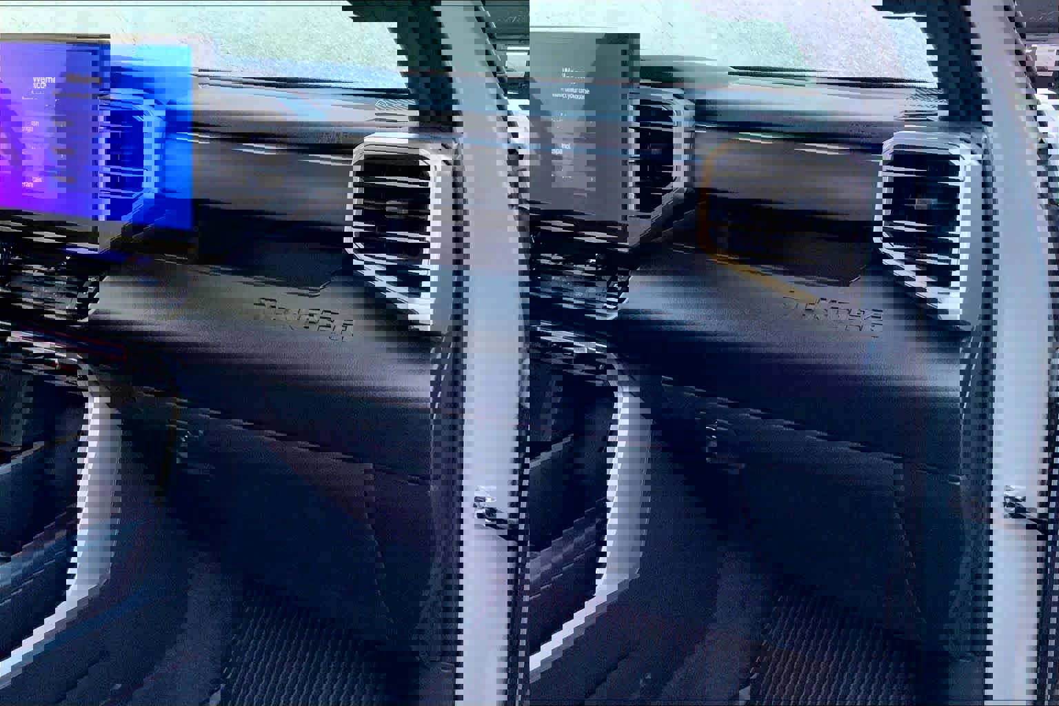 Used 2025 Toyota Tundra SR5 image 17