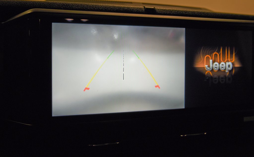 Used 2024 Jeep Wrangler Unlimited w/ Convenience Group image 21