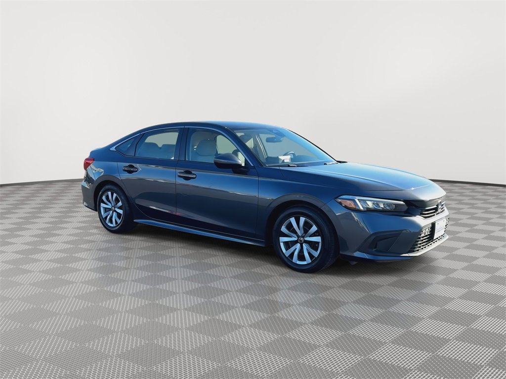 Used 2022 Honda Civic LX image 2