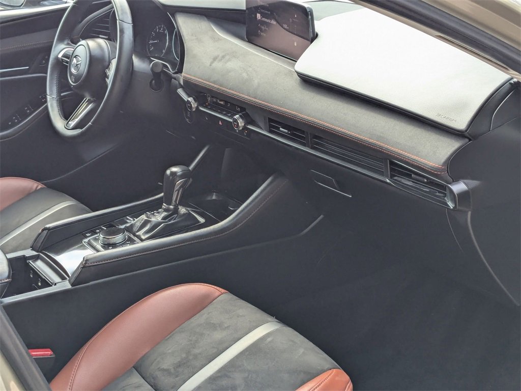 Used 2024 MAZDA MAZDA3 s image 31
