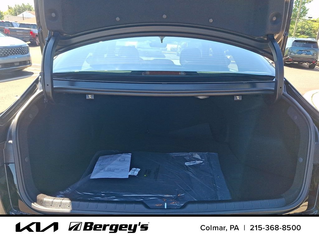 Certified 2025 Kia K4 GT-Line Turbo FWD image 33