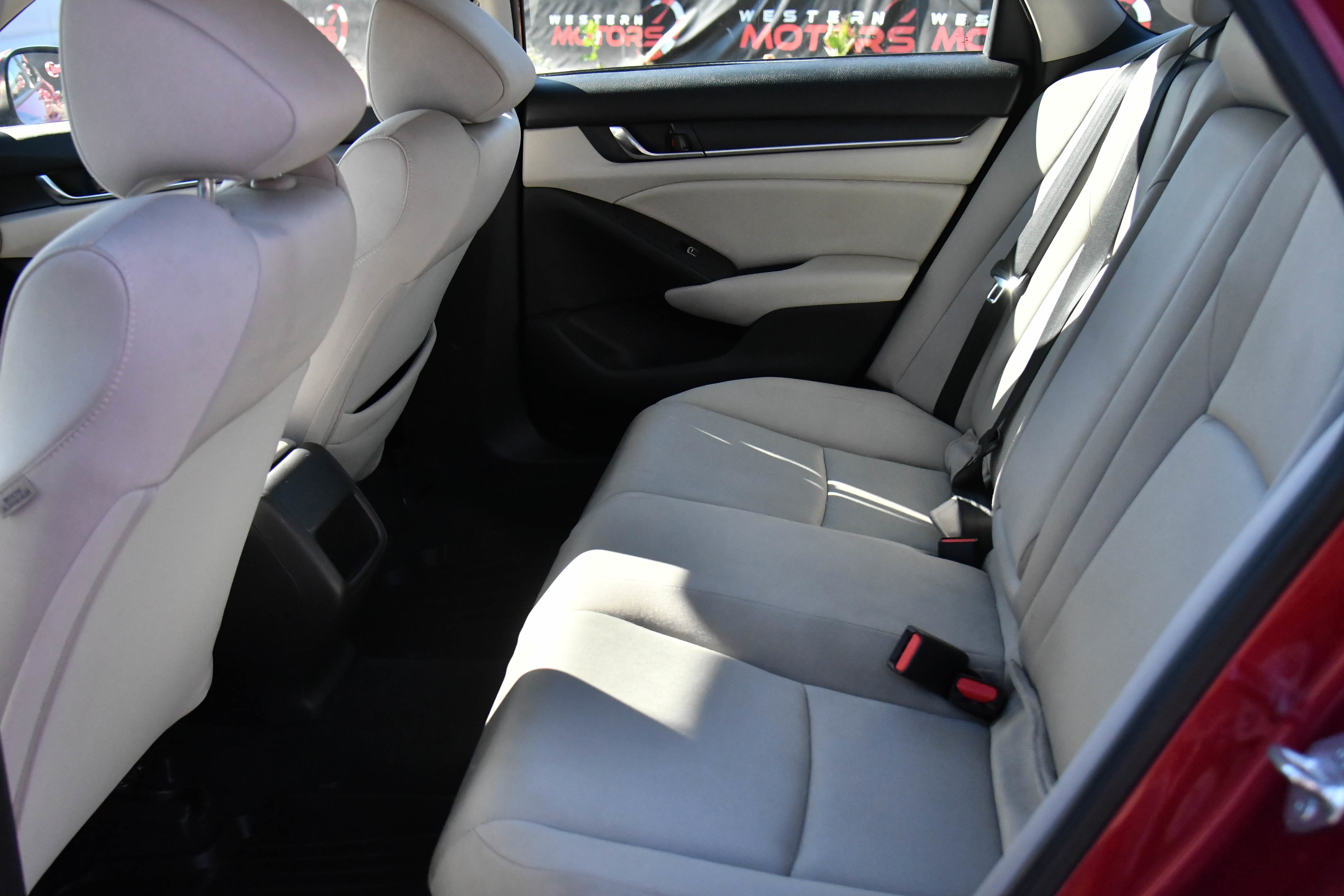 Used 2021 Honda Accord Hybrid image 35